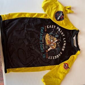 2xl adult Tatami Easy Peasy Lemon Squeezy rash guard - black and yellow